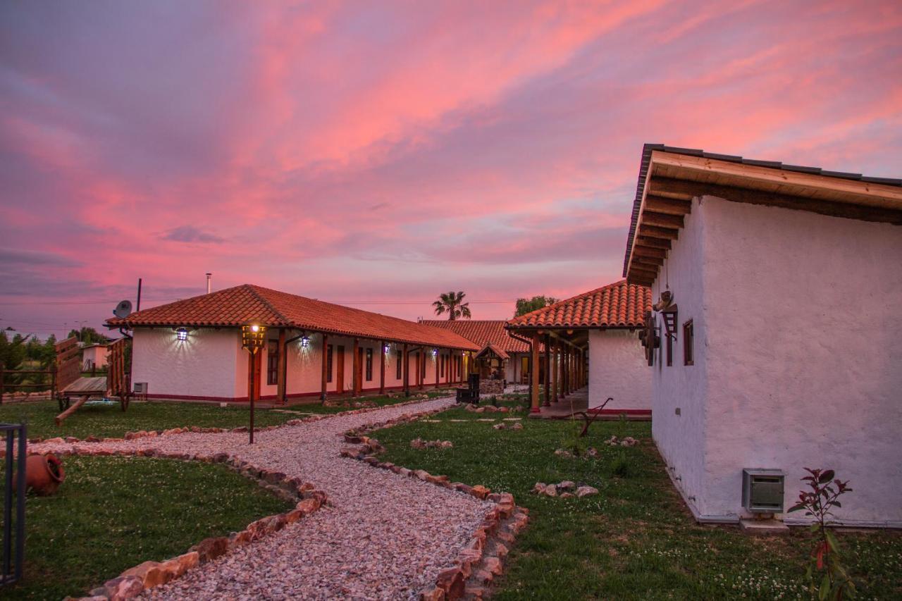 Hotel El Molino Santa Cruz Bagian luar foto